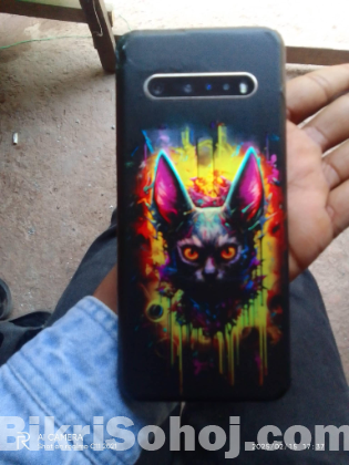 LG v60